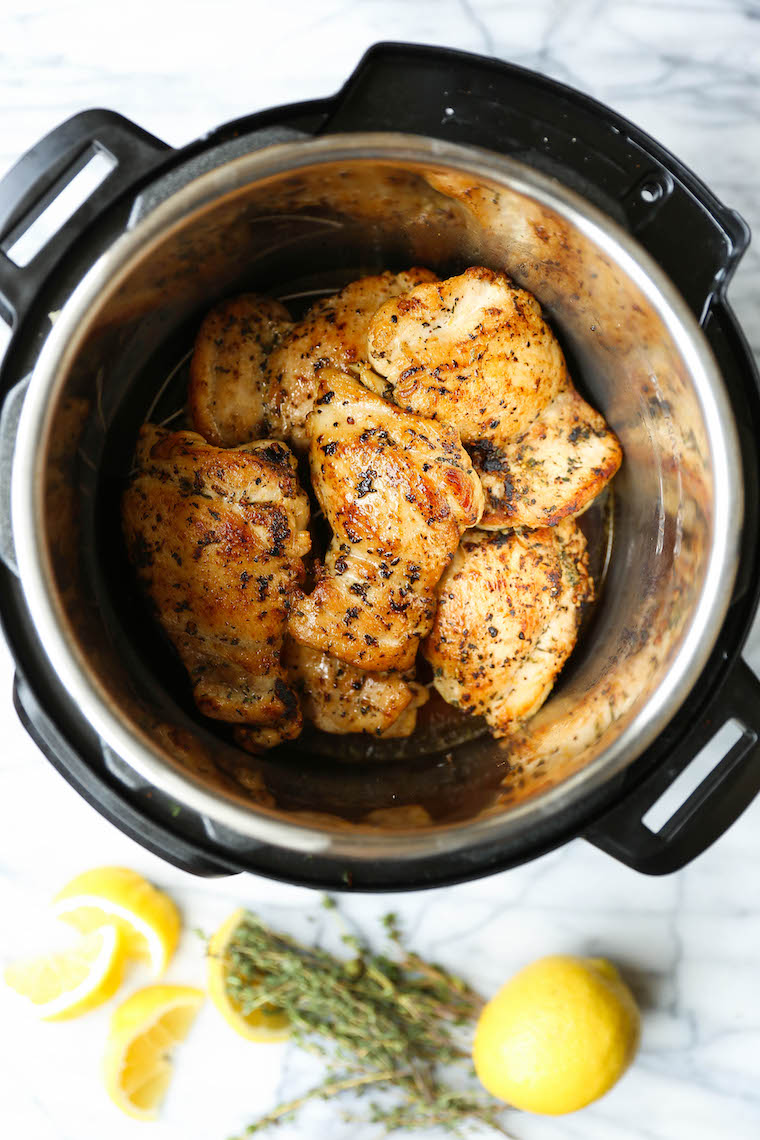 INSTANT POT Lemon Chicken Thighs w/Asparagus Spears & Grapes